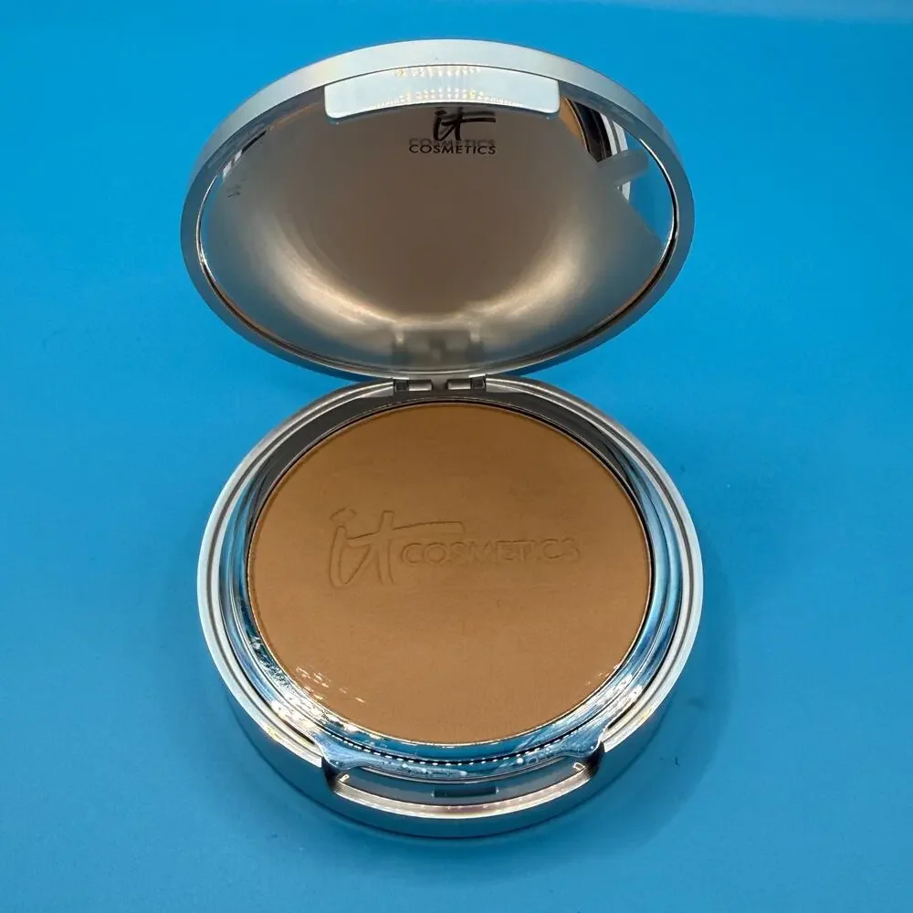 It Cosmetics Tan CC+ Airbrush Perfecting Powder Foundation